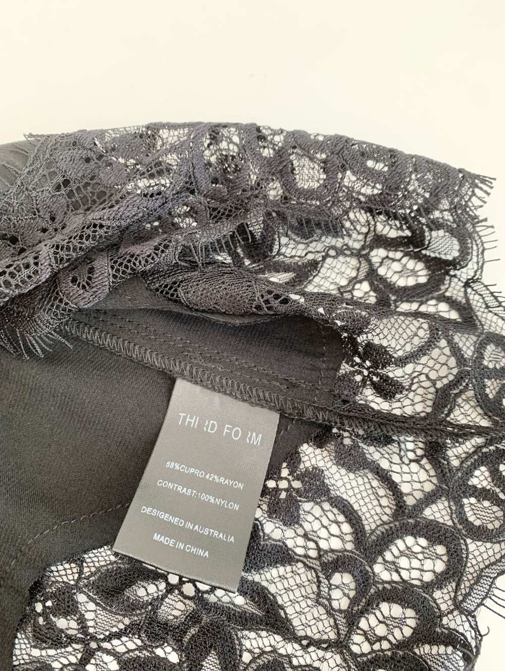 Third Form VISIONS LACE TOP - Picture 13 of 14